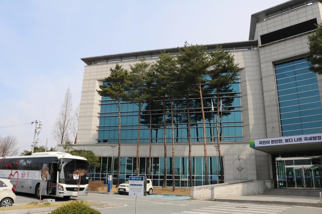 2021.03.26.(금) 사랑의 헌혈행사 1(충주세무서).JPG