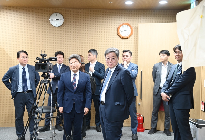 국회사무처 박장호 사무차장 방문(2024.04.17.) 이미지1