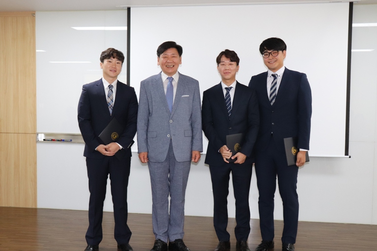 신규 전입자와 함께